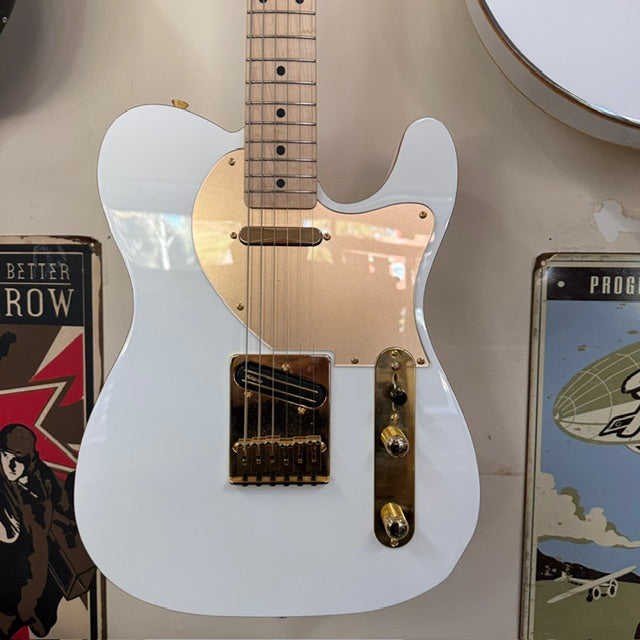 Secondhand Fender Haruna Telecaster Scandal Maple Fingerboard (Arctic White)