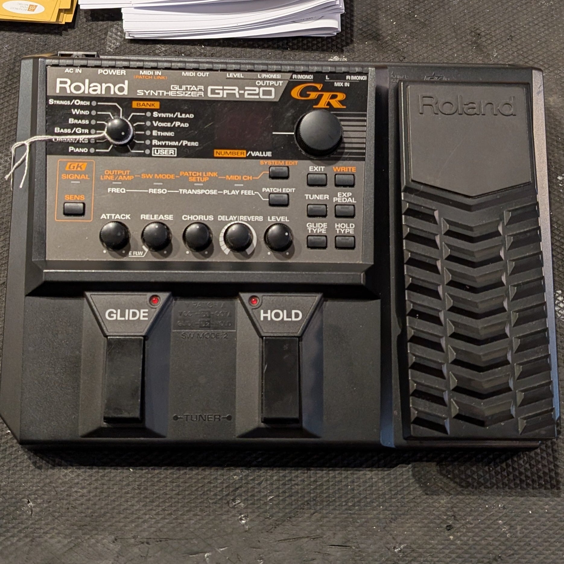 Secondhand Roland GR20 Synth