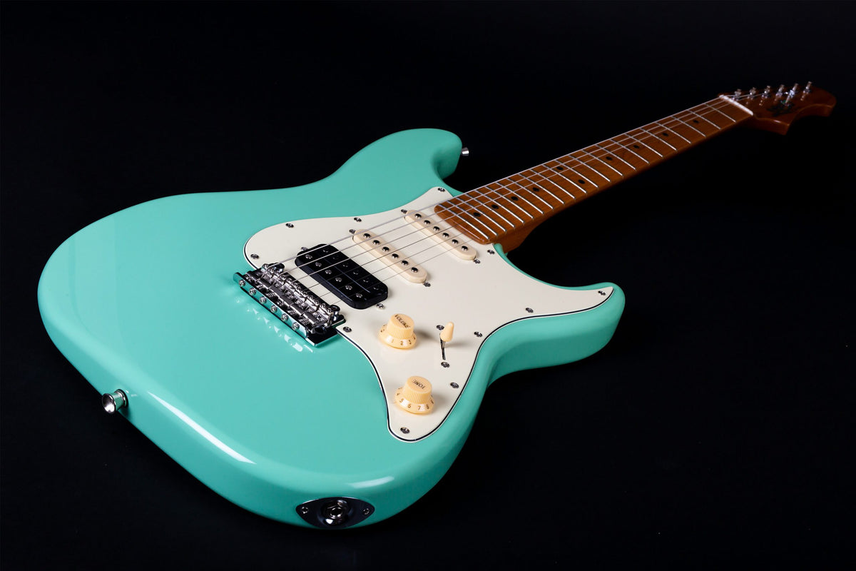 Electric Guitar Basswood Body Roasted Maple