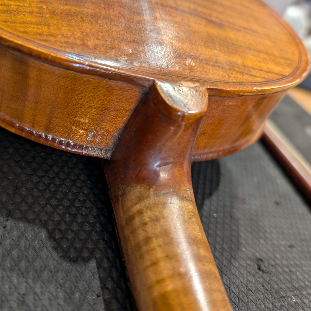 Secondhand Skylark Violin w/bow no case
