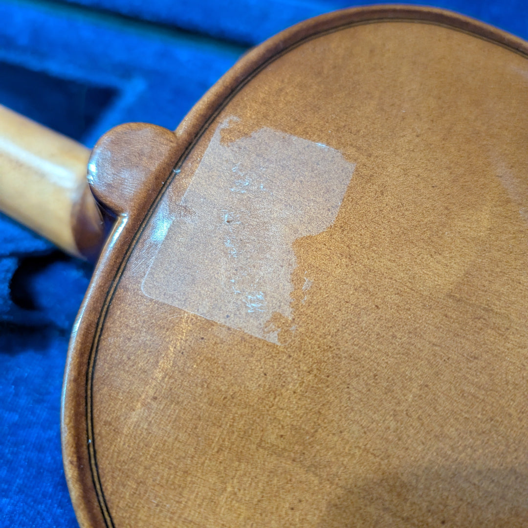 Secondhand Stentor 1/2 Student I Violin w/Case, no bow, shoulder rest