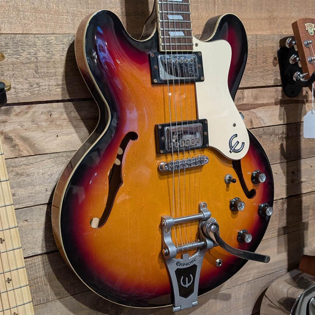 Secondhand MIK Epiphone Riviera Sunburst