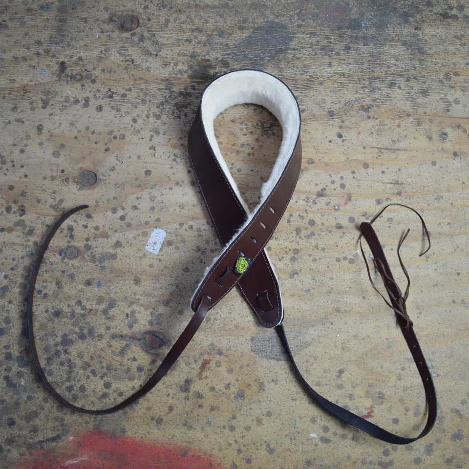 Banjo Cradle With Lambs Wool Brown - CRADLEWOOLB-Straps-Muso's Stuff 