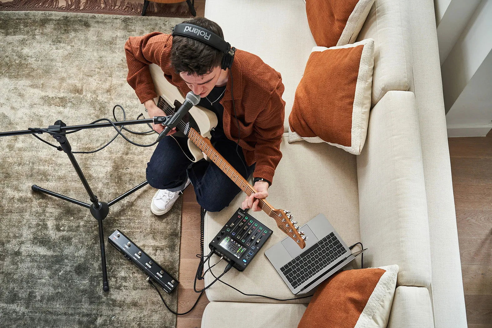 GCS-5 Gigcaster 5 Audio Streaming Mixer w/ Bluetooth--Muso's Stuff 