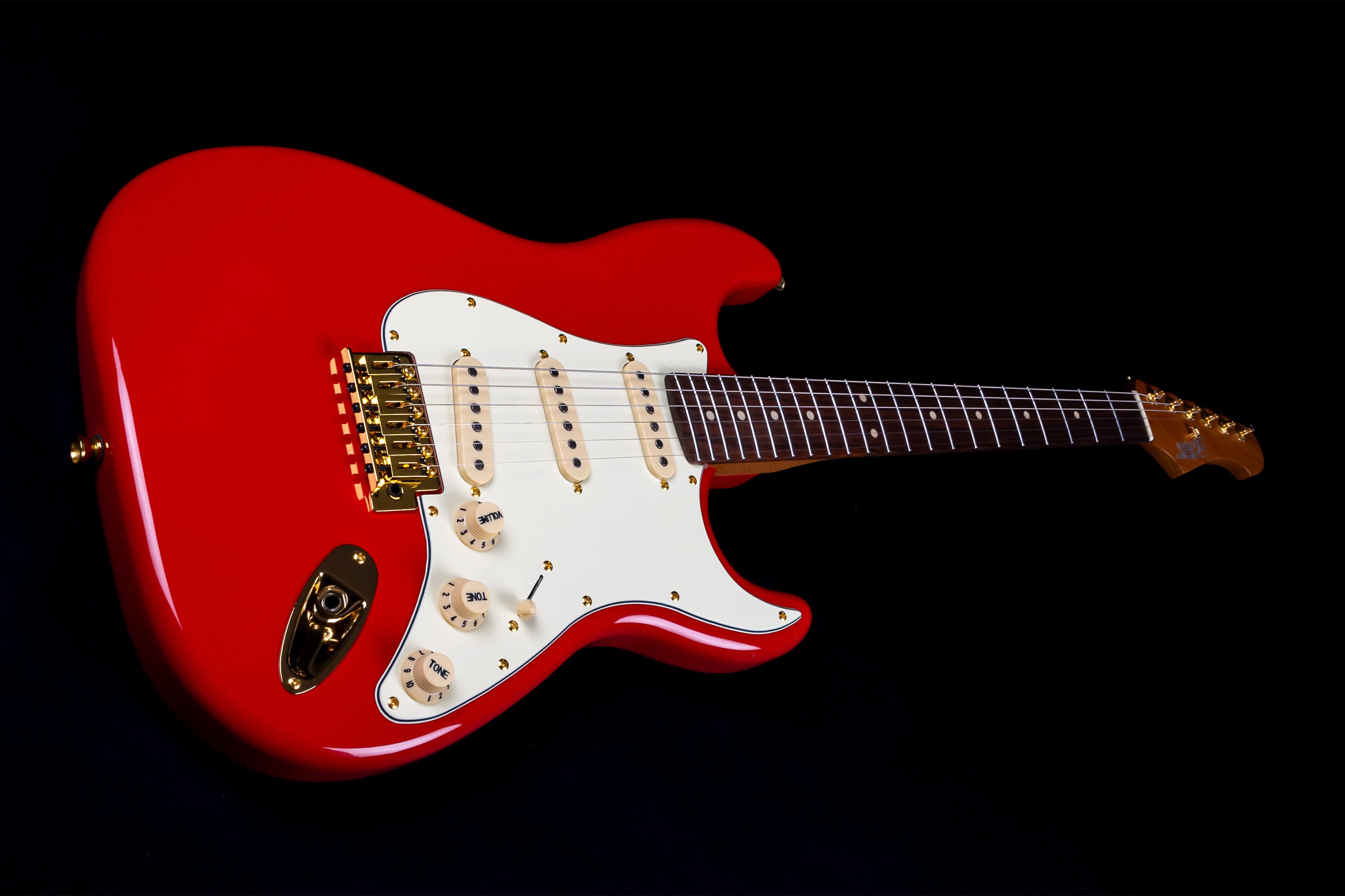JS-380-RD-G SSS Roasted Maple Rosewood Board Red Gold Hardware
