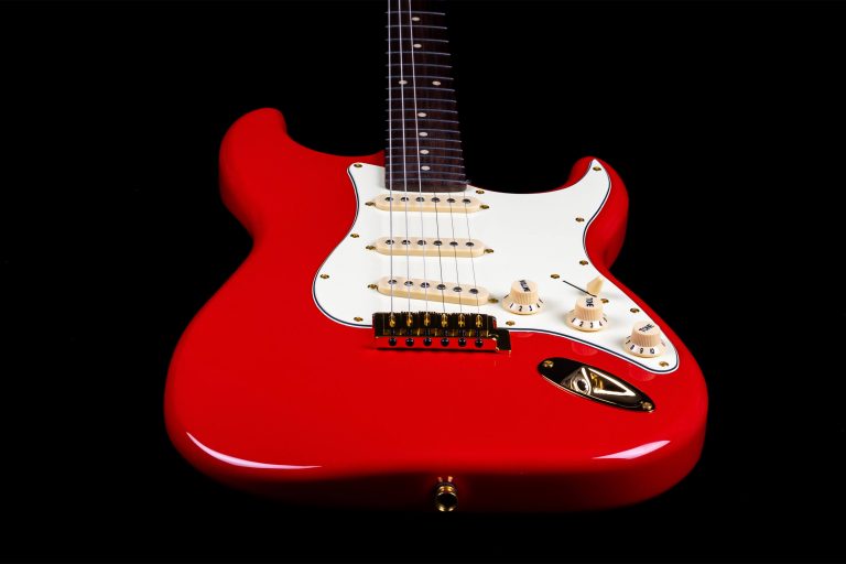 JS-380-RD-G SSS Roasted Maple Rosewood Board Red Gold Hardware