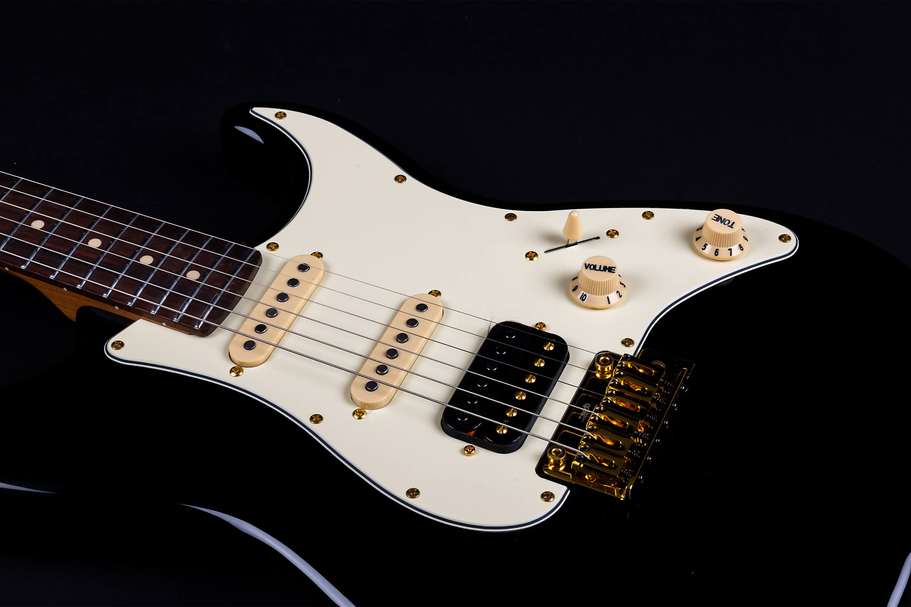 JS-480-BK-G HSS Roasted Maple Rosewood Board Black
