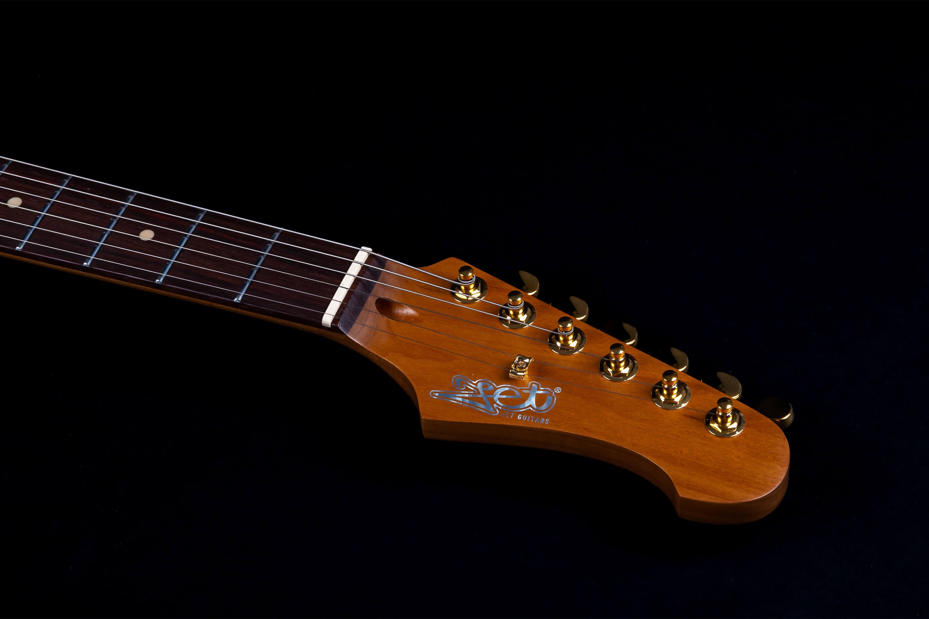 JS-480-BK-G HSS Roasted Maple Rosewood Board Black