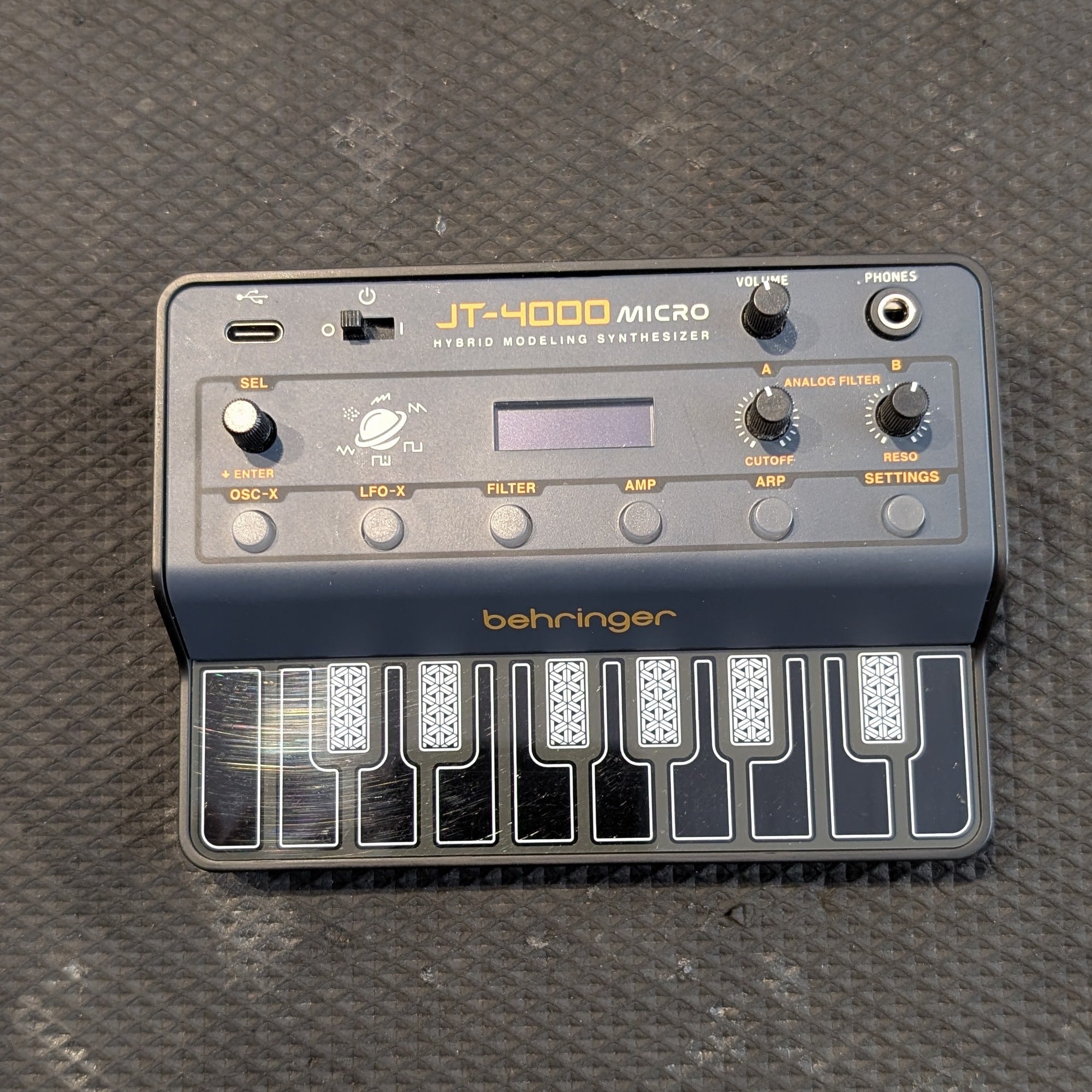 Secondhand Behringer JT4000 Portable Synth
