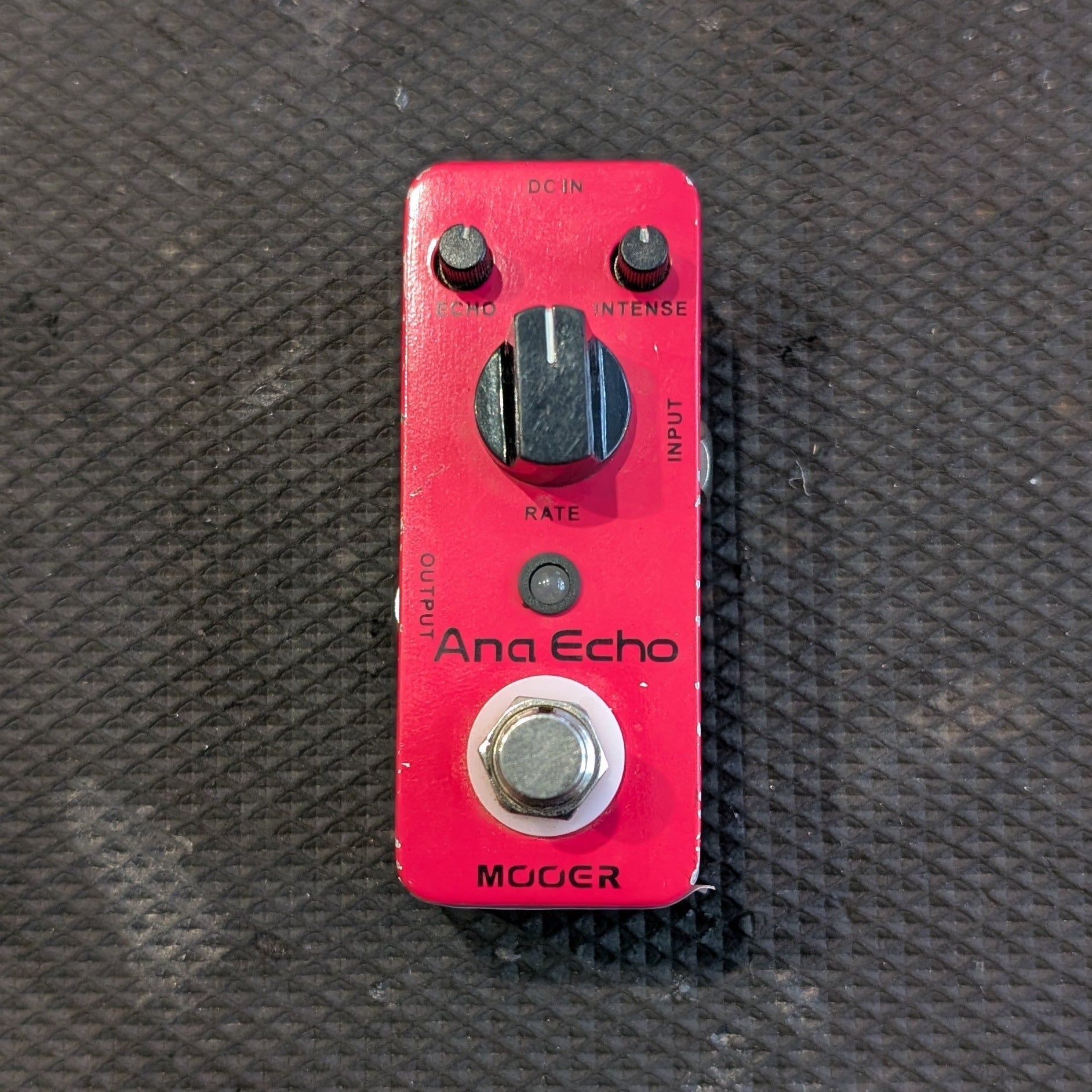 Secondhand Mooer Ana Echo Analog Delay