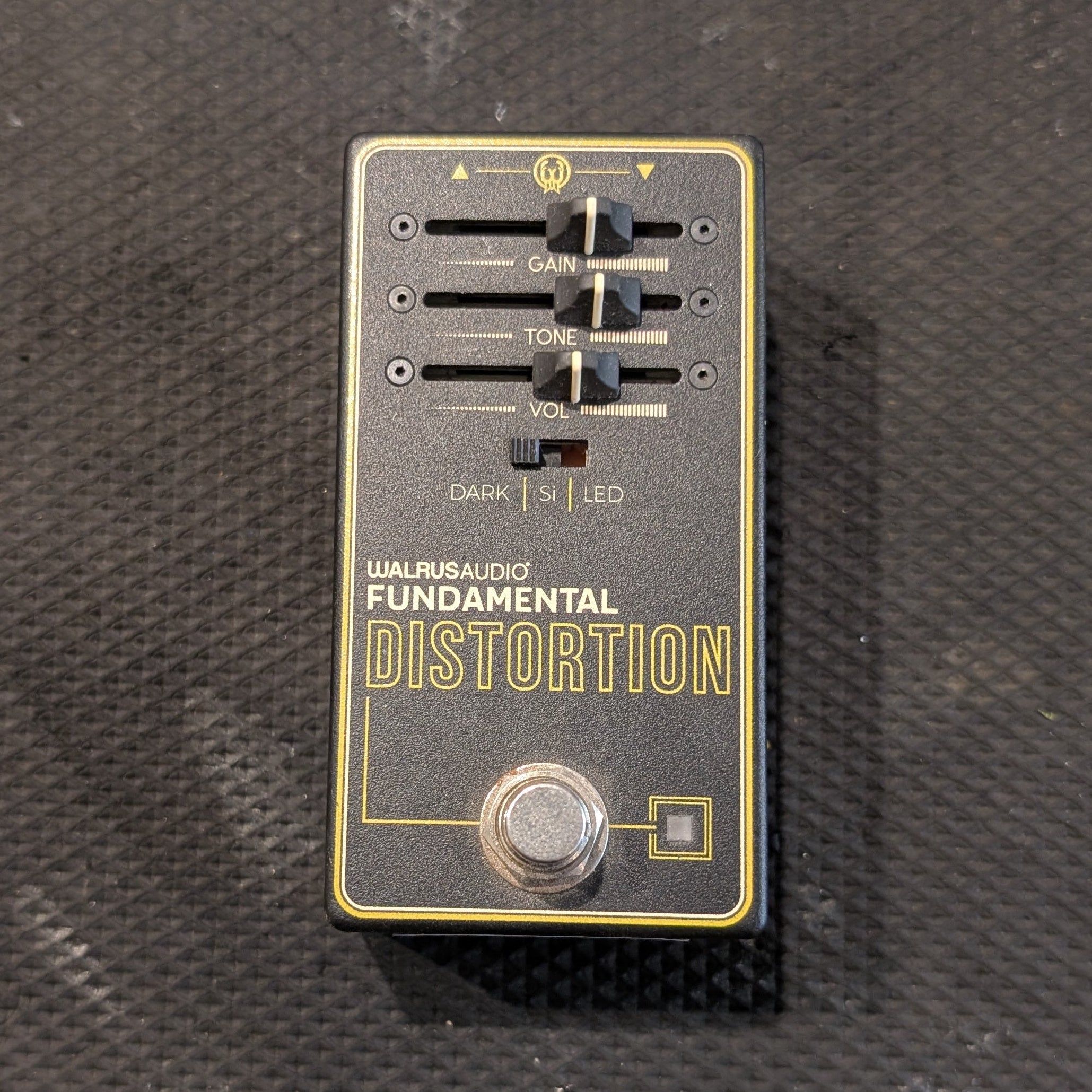Secondhand Walrus Audio Fundamental Distortion