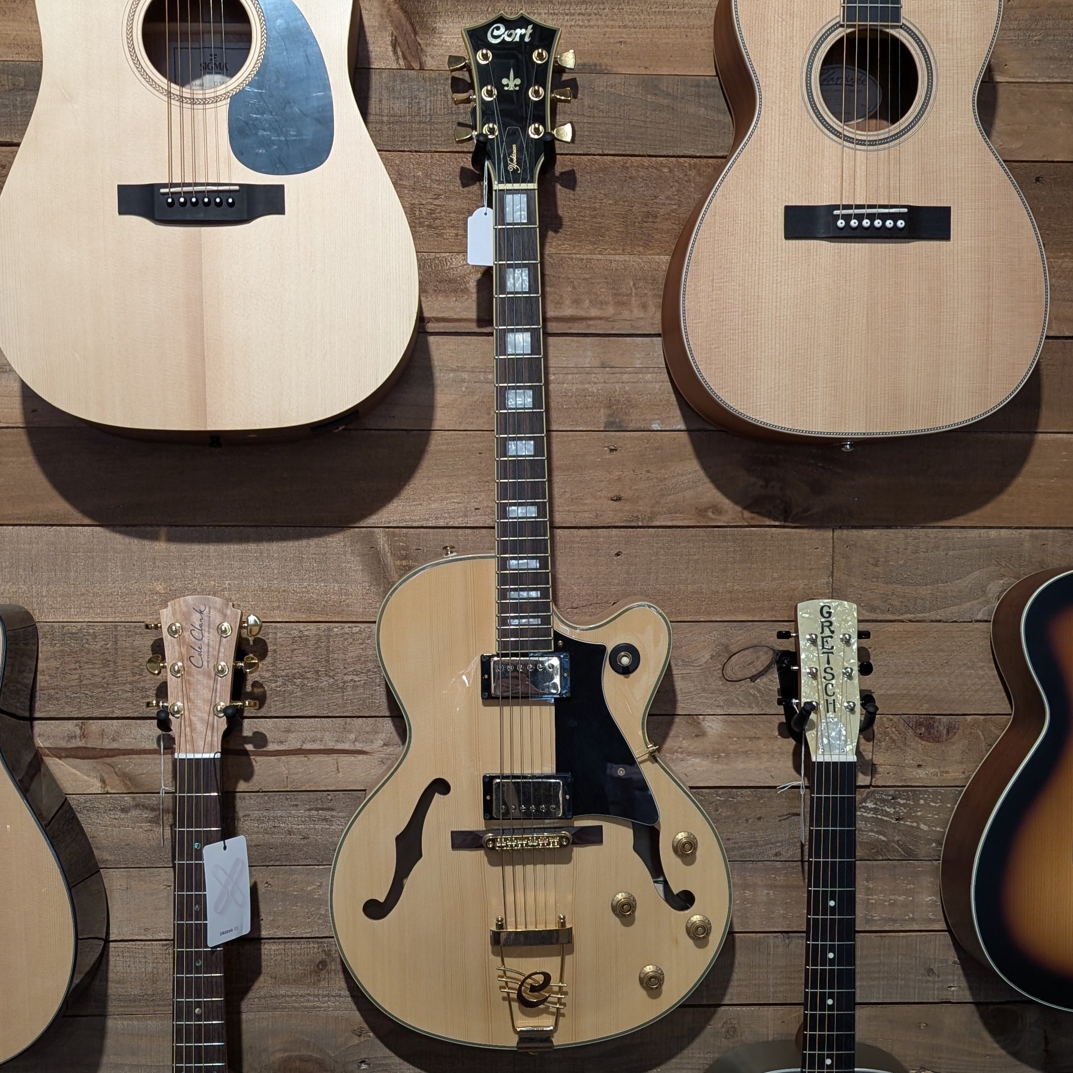 Secondhand Cort Yorktown Jazz Guitar
