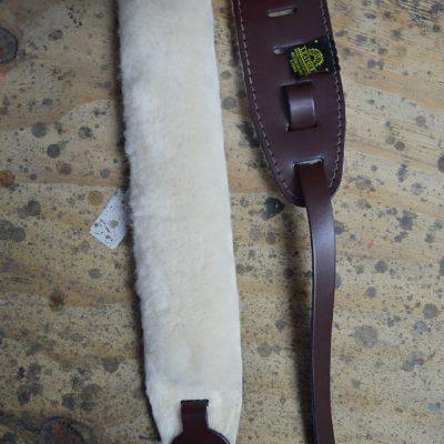 Banjo Cradle With Lambs Wool Brown - CRADLEWOOLB - Straps by Colonial Leather at Muso's Stuff