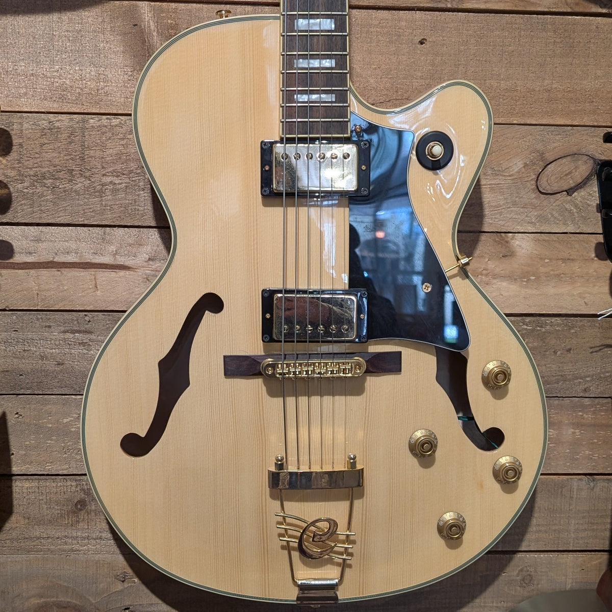 Secondhand Cort Yorktown Jazz Guitar